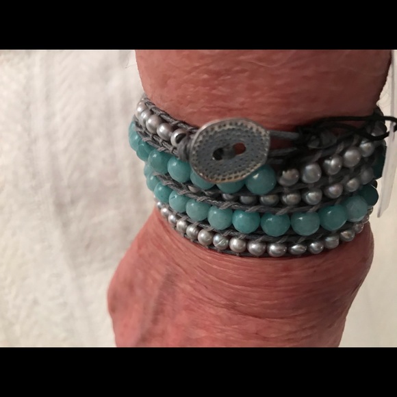 Women’s aquamarine  jade & grey pearl  bracelet - Picture 2 of 5